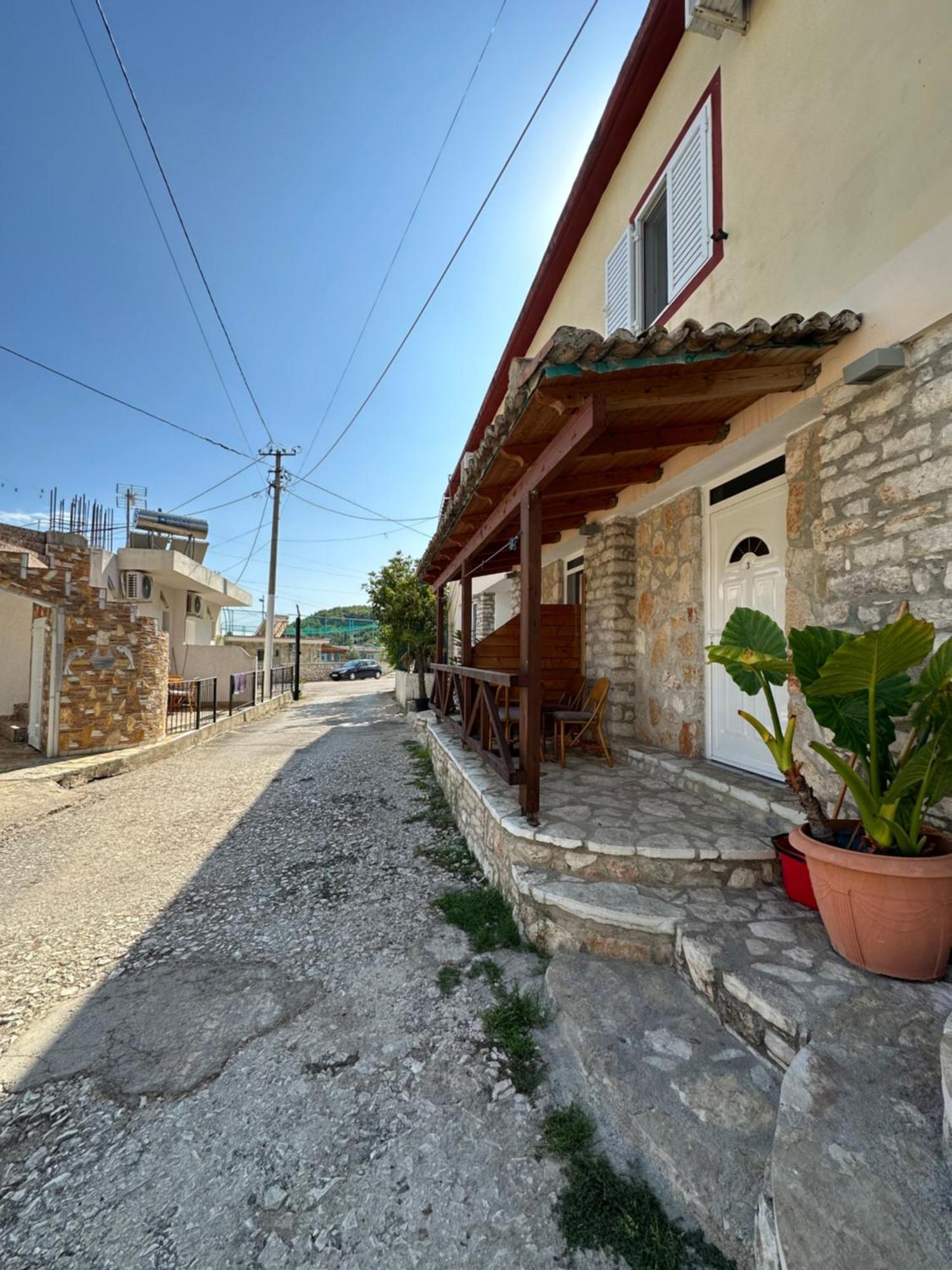 Jona Rooms Himarë Extérieur photo